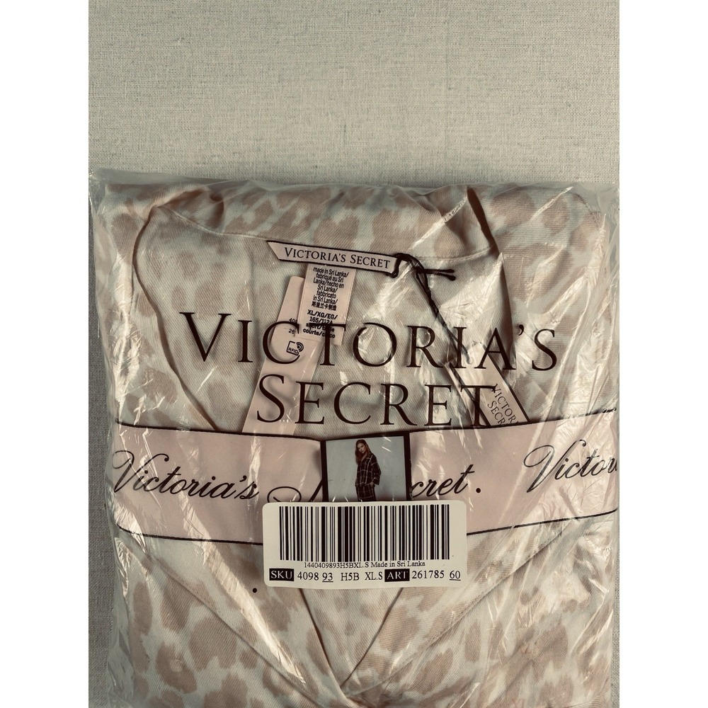 Victoria's Secret Signature Glazed Satin Print Long Sleeve Pajama Set XL